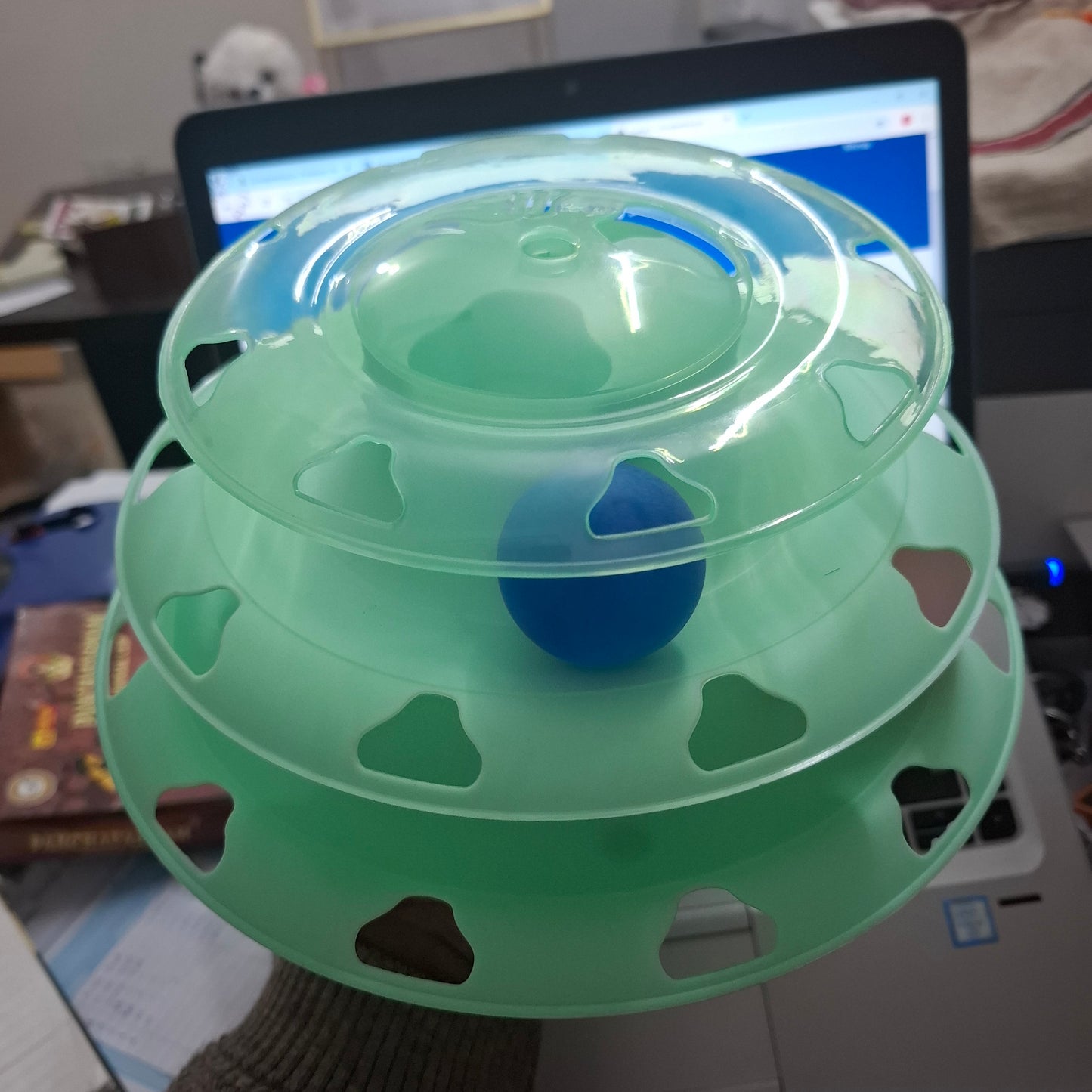 Cat spin wheel toy